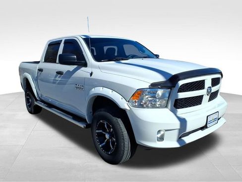Used 2017 RAM 1500 Express image 13