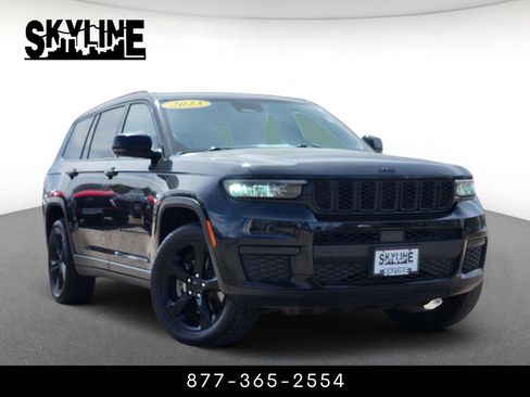Used 2023 Jeep Grand Cherokee L Laredo image 1
