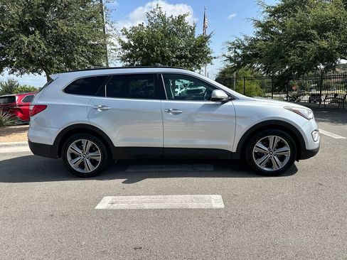 Used 2015 Hyundai Santa Fe GLS w/ Option Group 02 AWD/4WD image 12