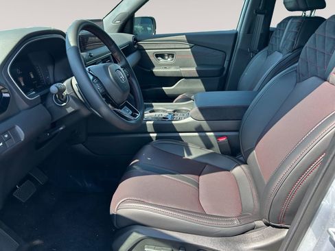 New 2026 Honda Pilot Black Edition image 9