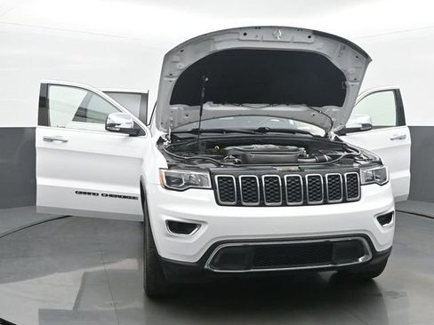 Used 2021 Jeep Grand Cherokee Limited image 52