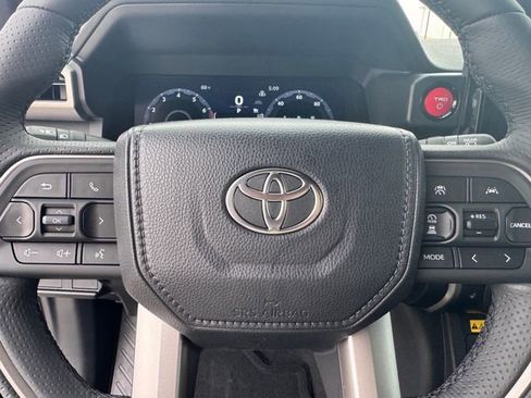 New 2026 Toyota 4Runner TRD Off-Road Premium AWD/4WD image 12