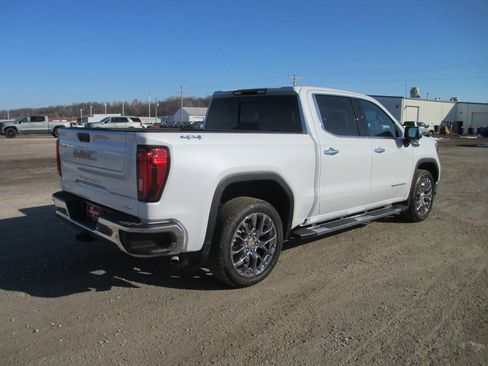 New 2026 GMC Sierra 1500 SLT w/ SLT Premium Plus Package image 5