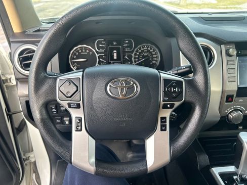 Used 2019 Toyota Tundra SR5 image 18