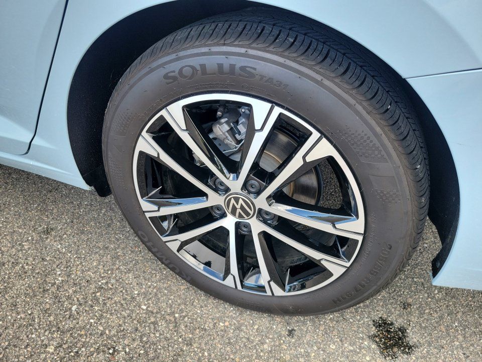 Certified 2026 Volkswagen Jetta Sport FWD image 23