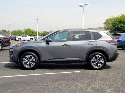 Used 2023 Nissan Rogue SV FWD image 9