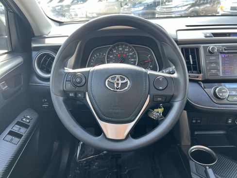 Used 2013 Toyota RAV4 XLE AWD/4WD image 15