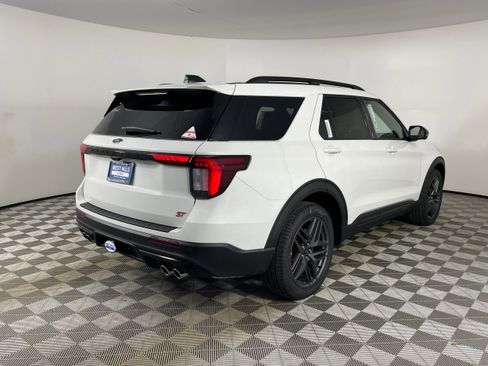 New 2026 Ford Explorer ST w/ Sun And Sound Package AWD/4WD image 6