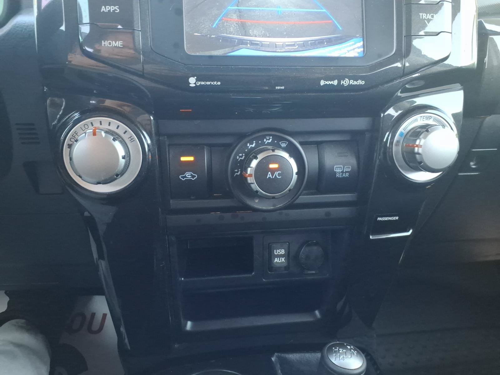Used 2018 Toyota 4Runner TRD Off-Road AWD/4WD image 24