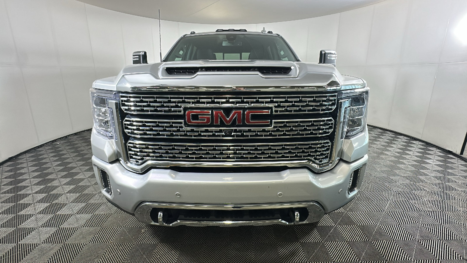 Used 2022 GMC Sierra 2500 Denali AWD/4WD image 9
