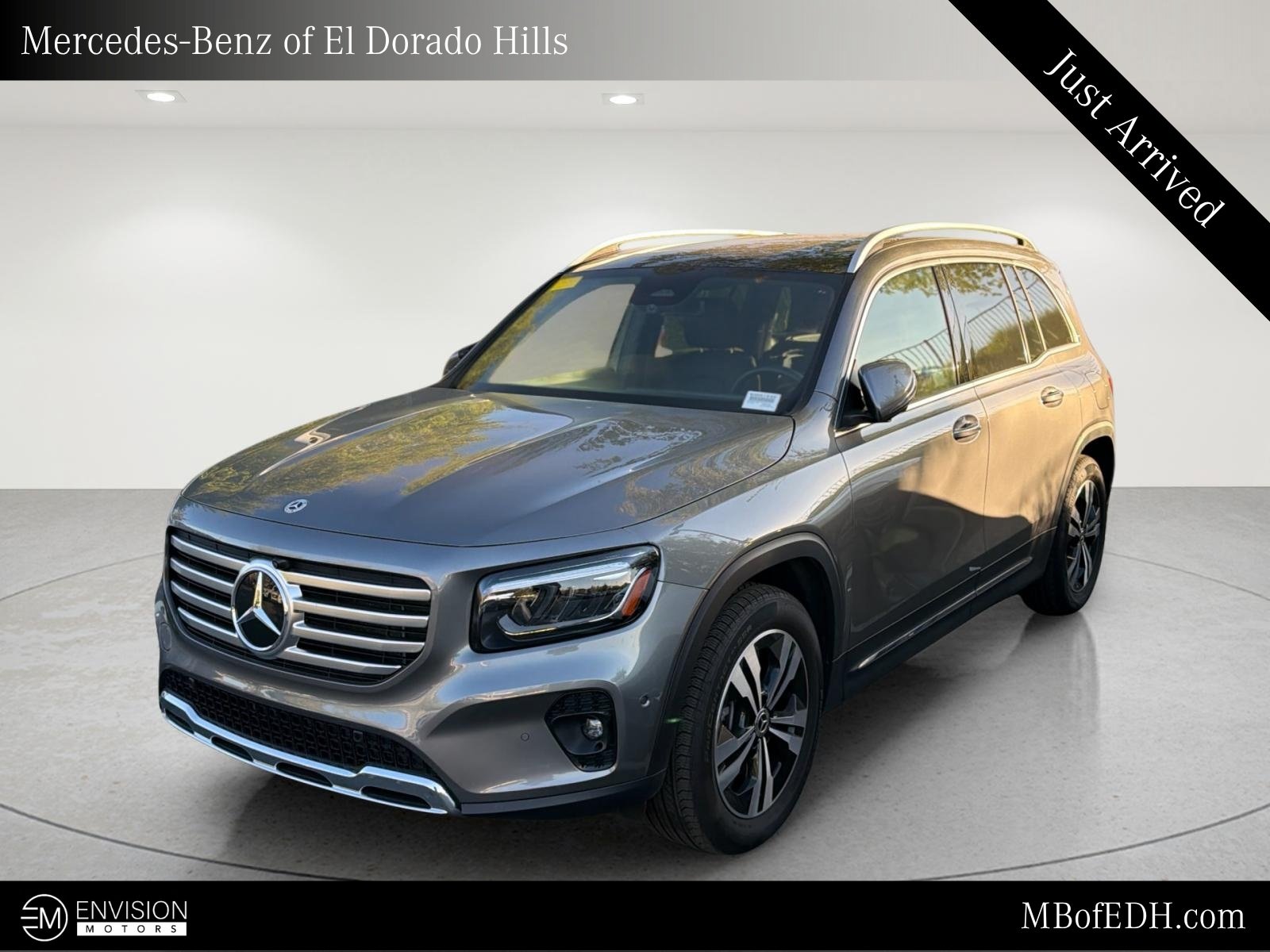 Used 2026 Mercedes-Benz GLB 250 4MATIC image 1