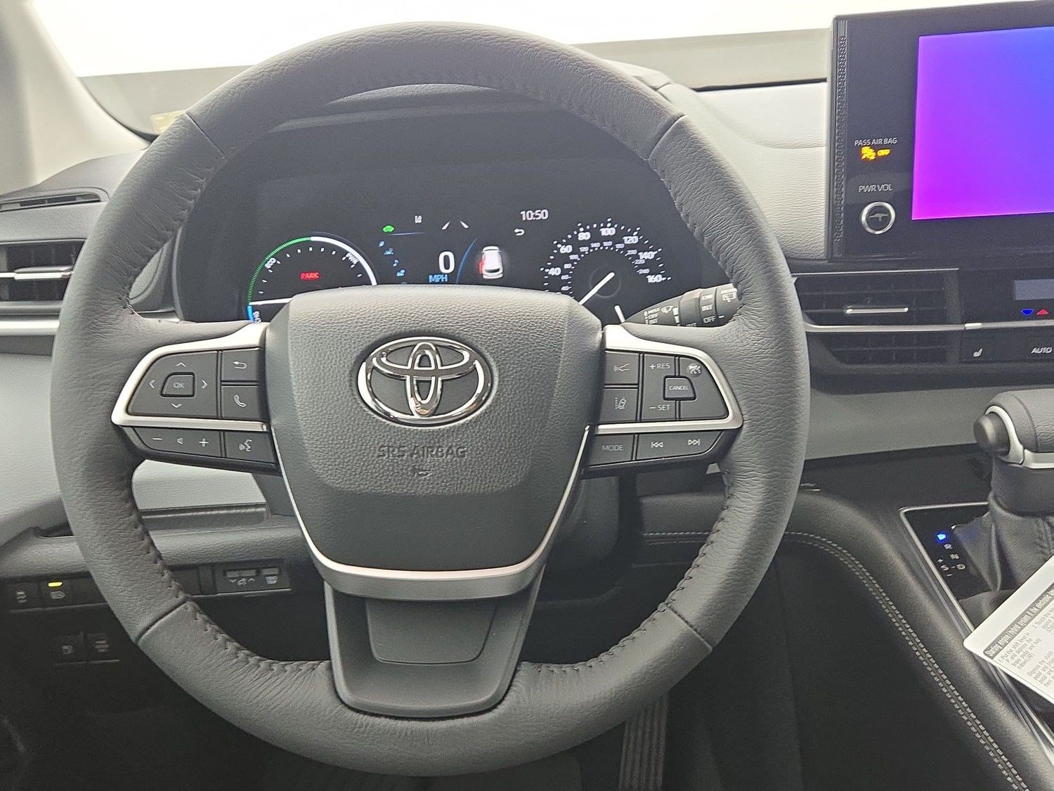 New 2026 Toyota Sienna XLE FWD image 14