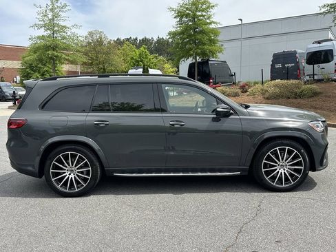 Certified 2025 Mercedes-Benz GLS 580 4MATIC image 9