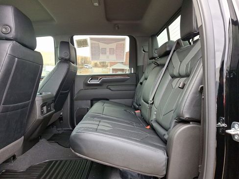 New 2025 Chevrolet Silverado 2500 LT w/ Trail Boss Package AWD/4WD image 5