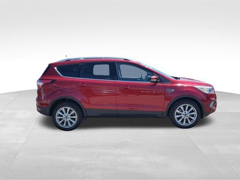 Used 2018 Ford Escape Titanium w/ Ford Safe & Smart Package FWD image 3