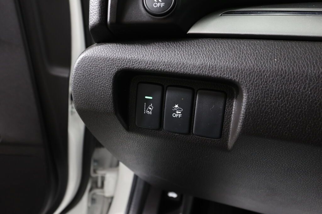 Used 2020 Acura ILX w/ Premium Package FWD image 31