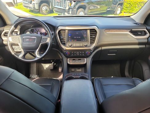 Used 2020 GMC Acadia Denali w/ Technology Package image 17