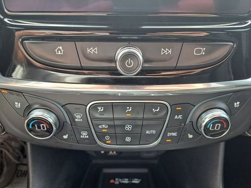 Used 2023 Chevrolet Traverse Premier w/ Redline Edition FWD image 25
