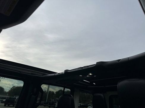 Certified 2021 Jeep Wrangler Unlimited Sport image 29