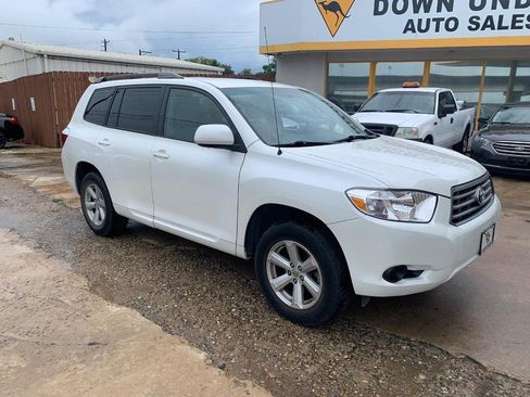 Used 2008 Toyota Highlander 2WD image 2