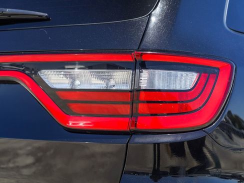 Used 2023 Dodge Durango GT image 9