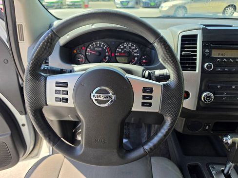 Used 2015 Nissan Xterra X RWD image 42