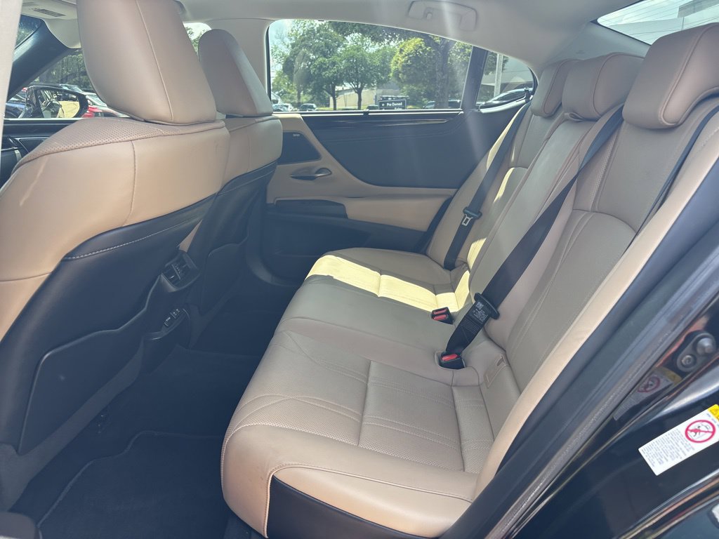 Certified 2026 Lexus RZ 350e 2WD w/ Convenience Package image 22