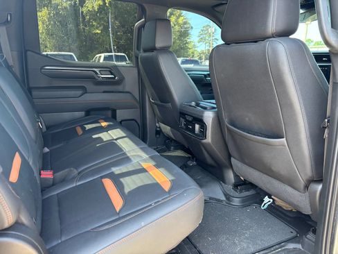 Used 2023 GMC Sierra 1500 AT4 w/ AT4 Preferred Package AWD/4WD image 15