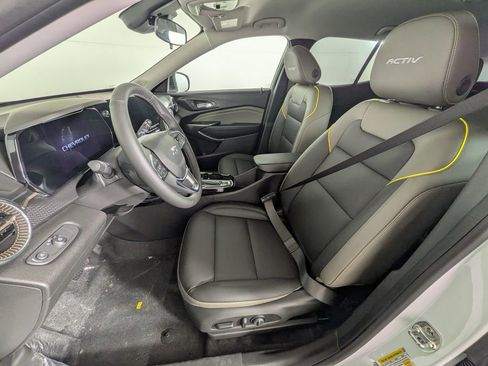 New 2026 Chevrolet Trax ACTIV w/ Driver Confidence Package image 15
