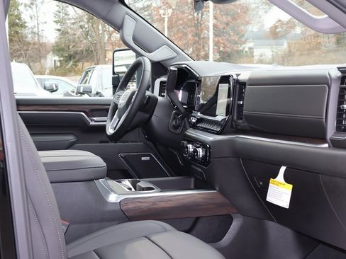 New 2026 GMC Sierra 2500 SLT w/ SLT Premium Package image 42