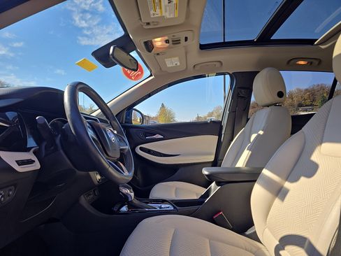 Used 2022 Buick Encore GX Essence w/ Advanced Technology Package image 11