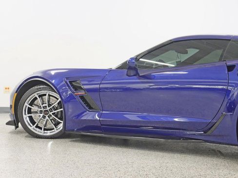 Used 2017 Chevrolet Corvette Grand Sport image 11