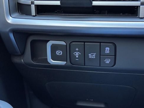 Used 2024 Hyundai Santa Fe XRT image 17