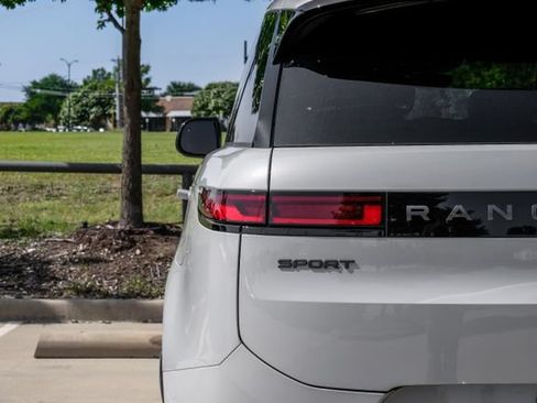 New 2026 Land Rover Range Rover Sport Dynamic SE AWD/4WD image 59