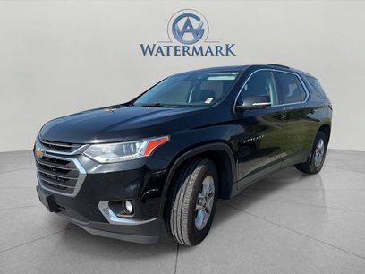 Used 2018 Chevrolet Traverse LT