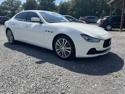 Used 2015 Maserati Ghibli RWD image 8