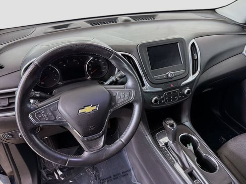Used 2020 Chevrolet Equinox LT FWD image 18