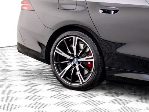 Used 2024 BMW i5 M60 w/ Executive Package image 35