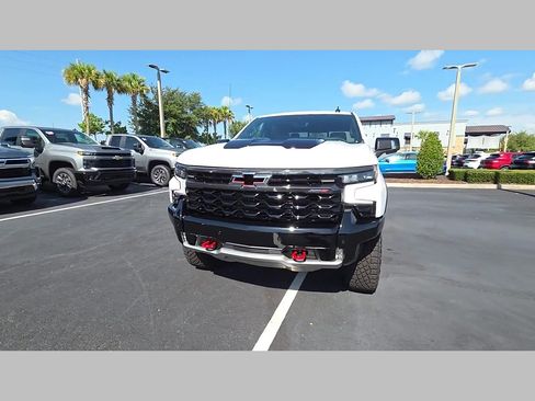 New 2026 Chevrolet Silverado 1500 ZR2 AWD/4WD image 25