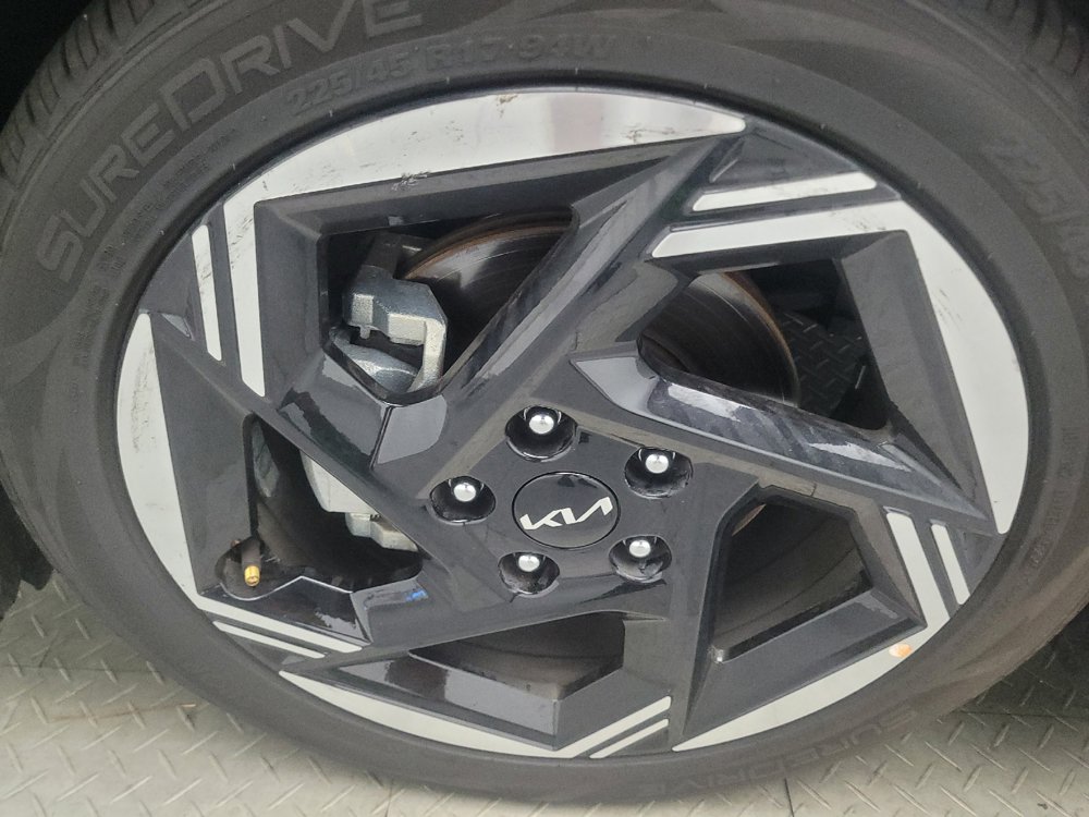 Used 2025 Kia K4 EX FWD image 31