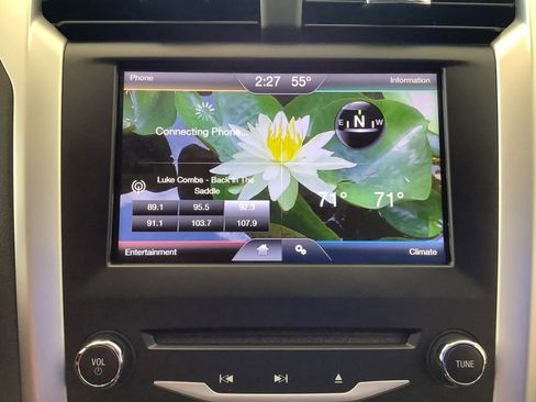 Used 2013 Ford Fusion SE image 11