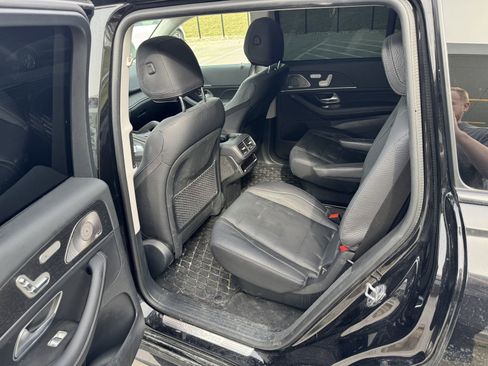 Used 2024 Mercedes-Benz GLS 450 4MATIC image 6