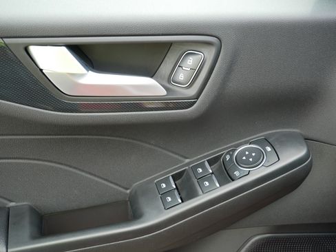 Used 2023 Ford Escape ST-Line w/ Tech Pack #1 AWD/4WD image 19