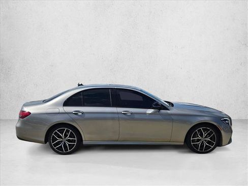 Used 2021 Mercedes-Benz E 350 Sedan image 4