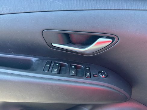 Used 2023 Hyundai Santa Cruz SEL Premium image 20