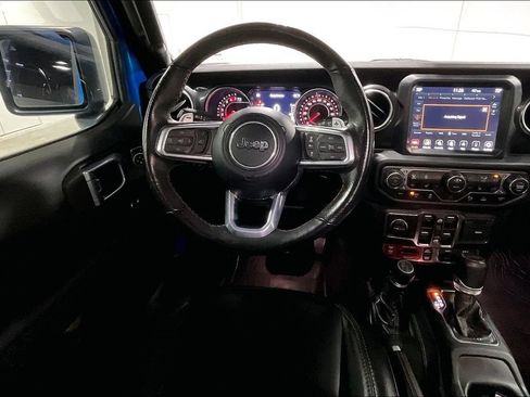 Used 2021 Jeep Wrangler Unlimited Rubicon w/ Dual Top Group AWD/4WD image 6