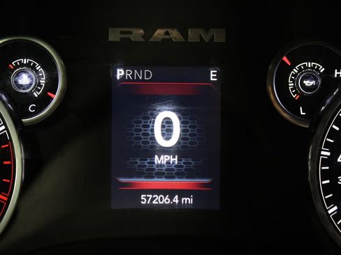 Used 2024 RAM 3500 Big Horn image 10