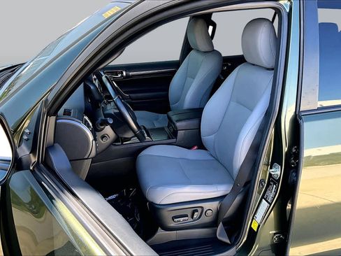 Used 2023 Lexus GX 460 w/ Black Line Special Edition AWD/4WD image 8