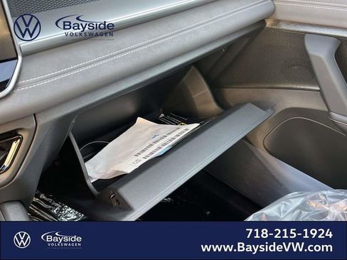 New 2026 Volkswagen Tiguan SE R-Line image 31