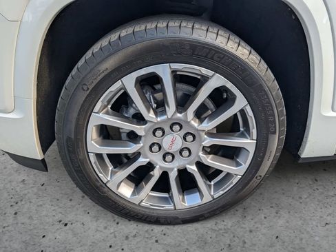 Certified 2023 GMC Acadia Denali w/ Denali Ultimate Package image 7